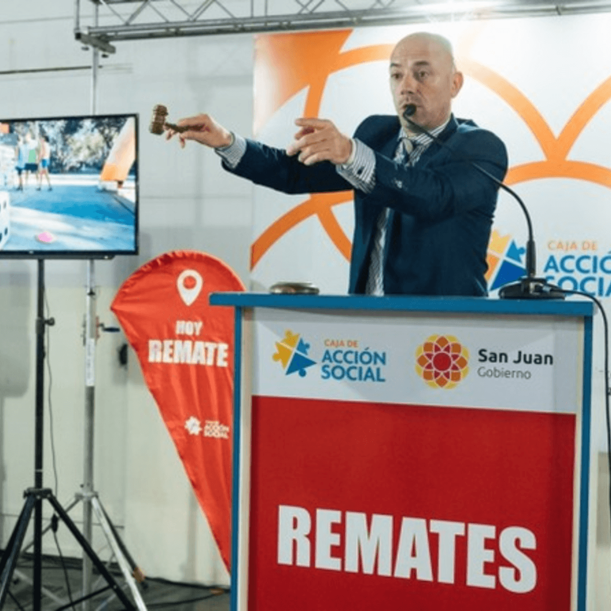 Subasta de 19 vehículos oficiales en San Juan: detalles y procedimiento para participar